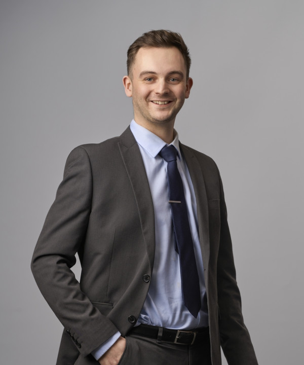 Adam Estell.jpg