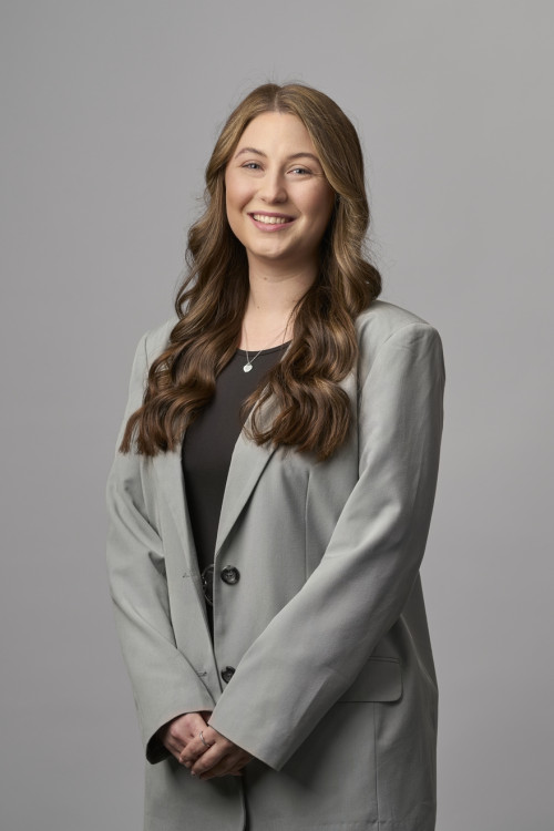 Alice Earnshaw