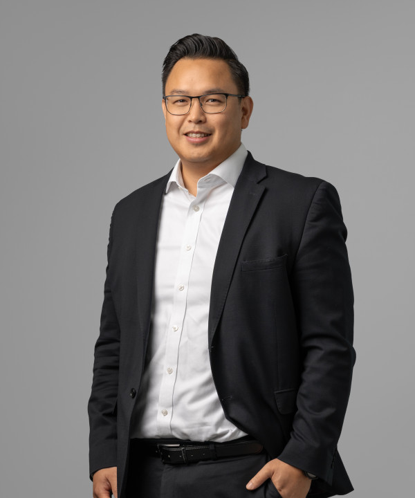 jonathan-chung.jpg